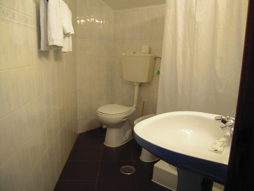 Guesthouse Lusa Atenas Coimbra Exterior photo