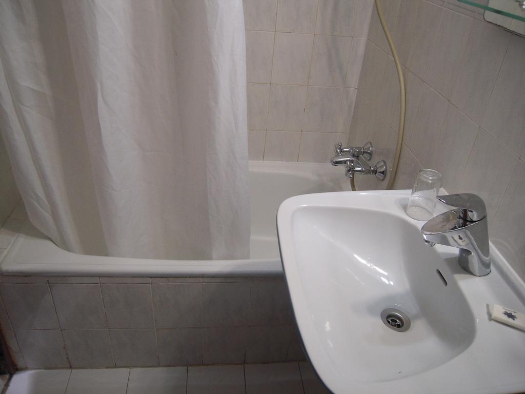 Guesthouse Lusa Atenas Coimbra Exterior photo